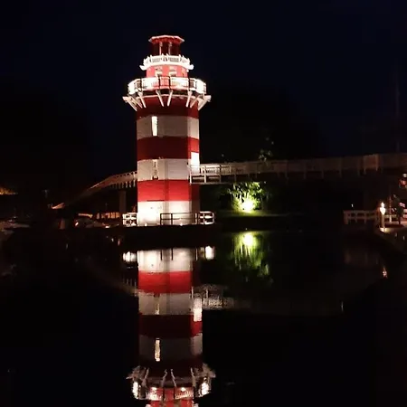 Ferienhaus Hafendorf Semesterbostad *