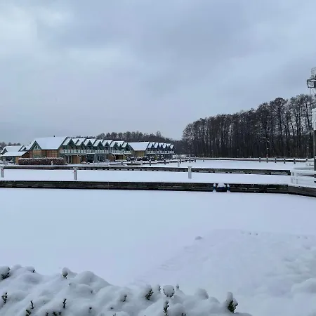 Semesterbostad Ferienhaus Hafendorf Rheinsberg