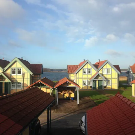 Semesterbostad Ferienhaus Hafendorf *